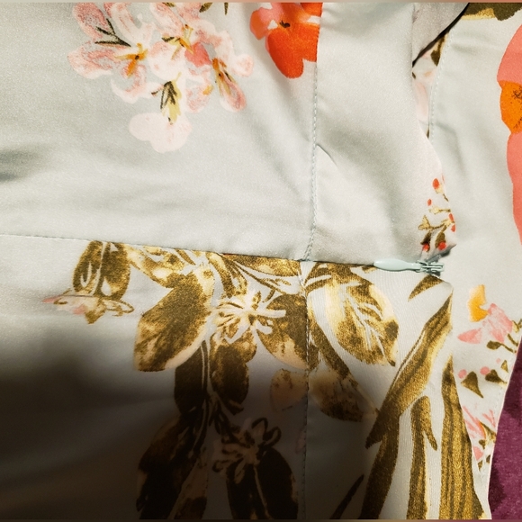 LULU'S NWOT Women's Mint Green Floral Silk Pants - Picture 7 of 7